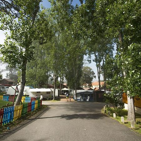 מלון סנשנשו Camping Cachadelos מראה חיצוני תמונה