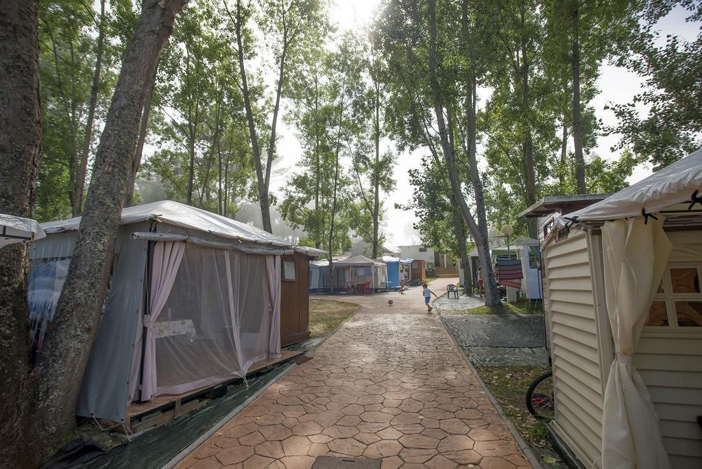 מלון סנשנשו Camping Cachadelos מראה חיצוני תמונה