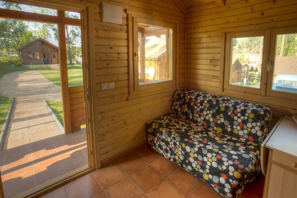 מלון סנשנשו Camping Cachadelos חדר תמונה
